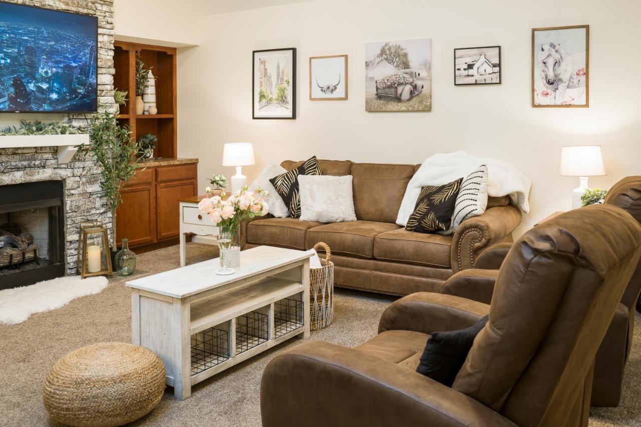 Luxe Quiet Townhouse W/Parking/Pool/By Dollywood Vila Pigeon Forge Exterior foto